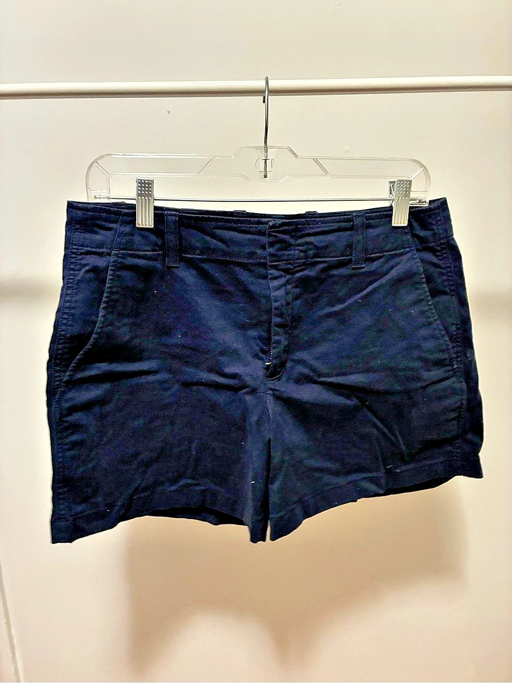 Gap 4" Downtown Khaki Short Shorts in Black Size 8
